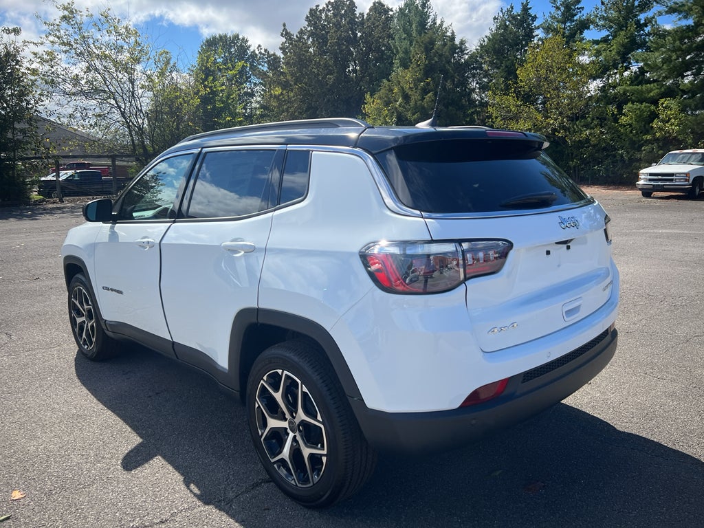 2026 Jeep Compass COMPASS LIMITED 4X4