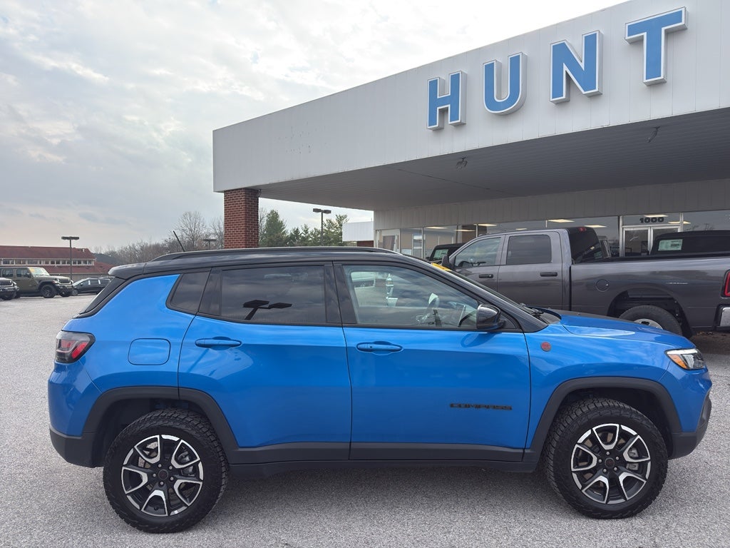 2025 Jeep Compass Trailhawk 4x4