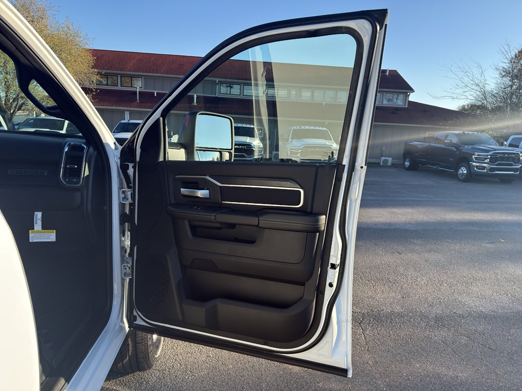 2026 RAM Ram 3500 RAM 3500 BIG HORN CREW CAB 4X4 8' BOX