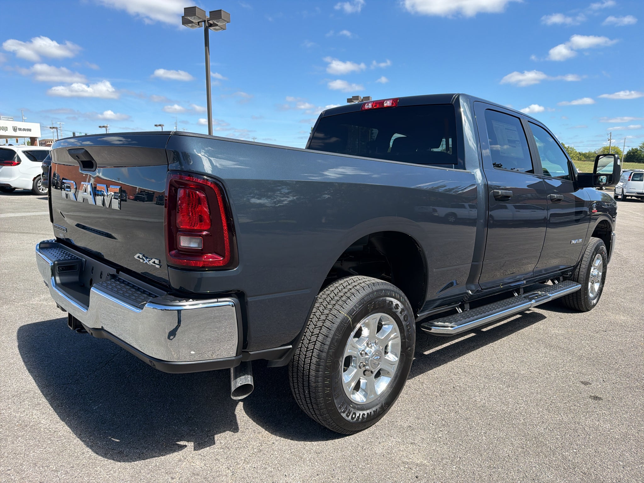 2027 RAM Ram 2500 RAM 2500 BIG HORN CREW CAB 4X4 6'4' BOX