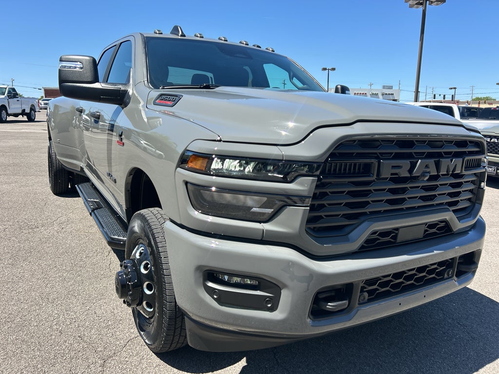 2026 RAM Ram 3500 RAM 3500 BIG HORN CREW CAB 4X4 8' BOX
