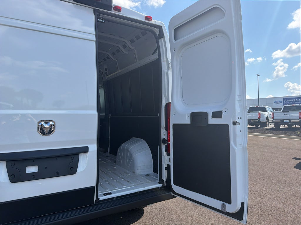 2026 RAM ProMaster 2500 Cargo Van Tradesman High Roof 159' WB w/Pass Seat