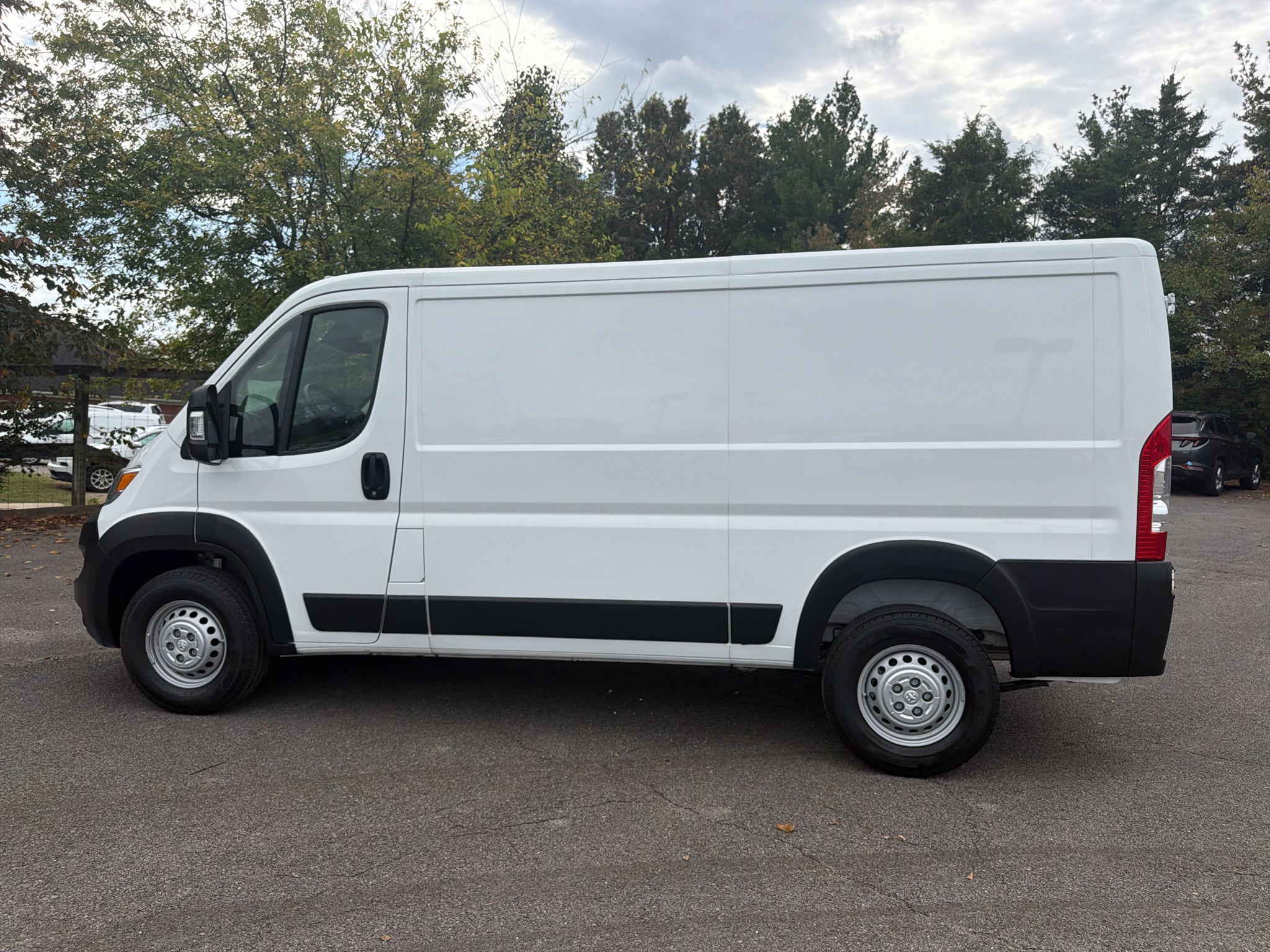 2025 RAM ProMaster 2500 Cargo Van Tradesman Low Roof 136' WB w/Pass Seat