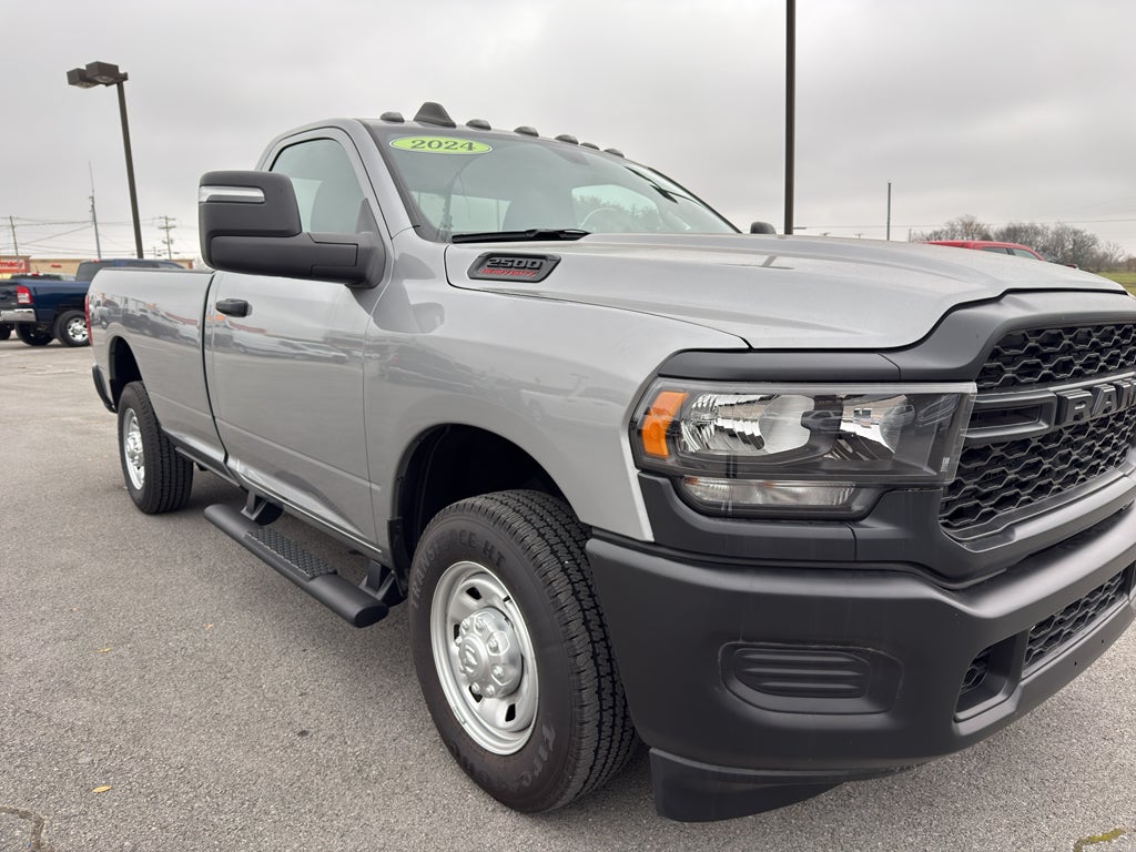2024 RAM 2500 Tradesman Regular Cab 4x2 8' Box