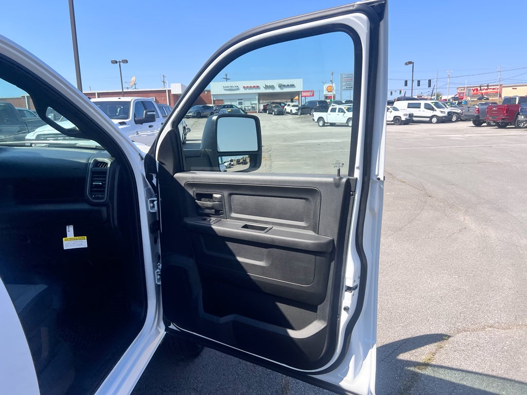 2026 RAM Ram 2500 RAM 2500 TRADESMAN CREW CAB 4X2 8' BOX