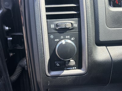2018 RAM 2500 Tradesman Crew Cab 4x4 6'4' Box