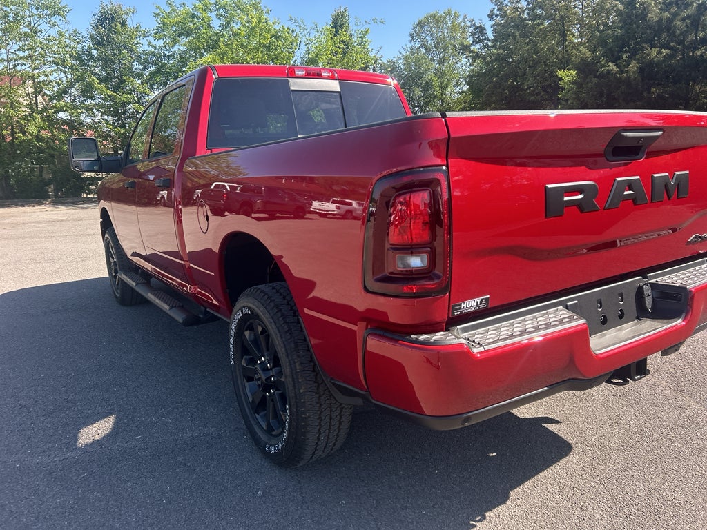 2026 RAM Ram 2500 RAM 2500 BLACK EXPRESS CREW CAB 4X4 6'4' BOX