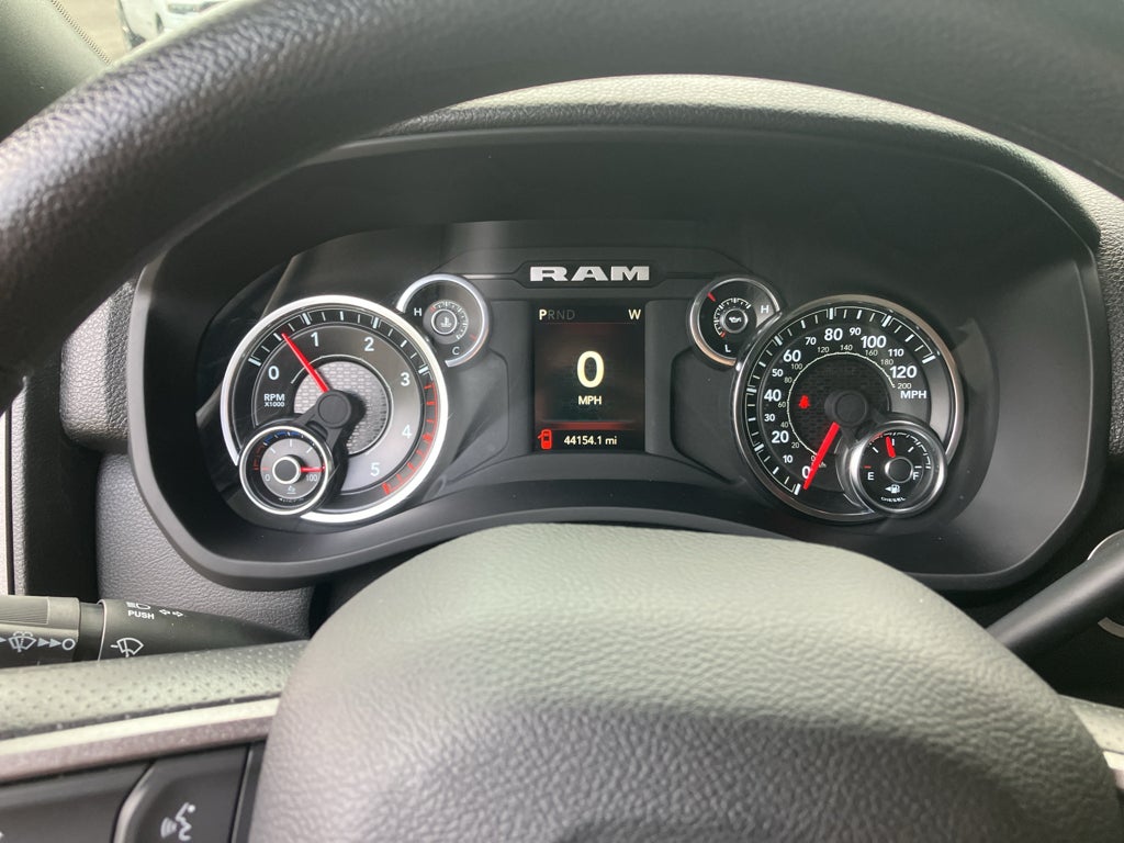 2024 RAM 2500 Tradesman Crew Cab 4x4 6'4' Box