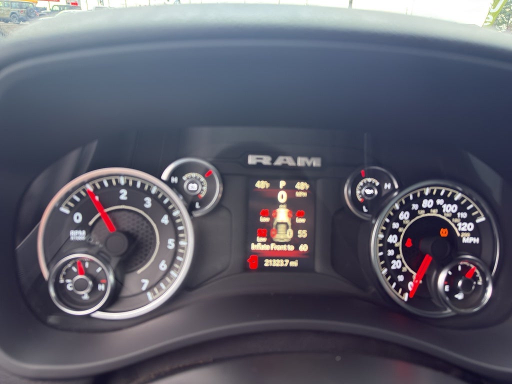 2024 RAM 2500 Big Horn Crew Cab 4x4 6'4' Box