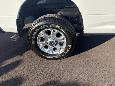 2024 RAM 2500 Laramie Crew Cab 4x4 6'4' Box