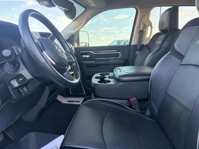 2024 RAM 2500 Laramie Crew Cab 4x4 6'4' Box