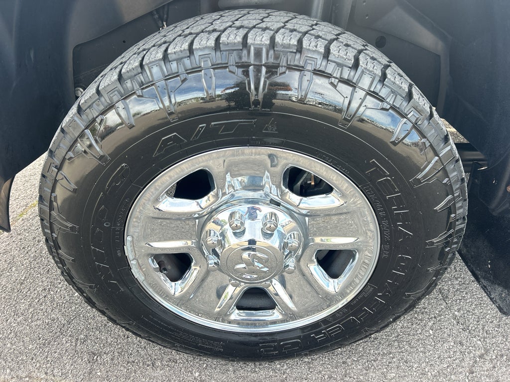 2017 RAM 2500 Tradesman Crew Cab 4x4 8' Box