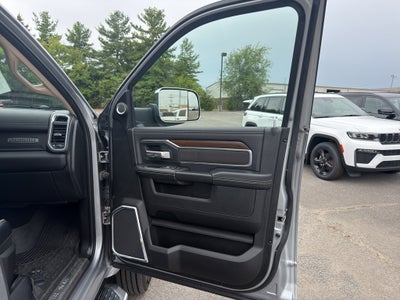 2022 RAM 4500 Chassis Tradesman/SLT/Laramie/Limited