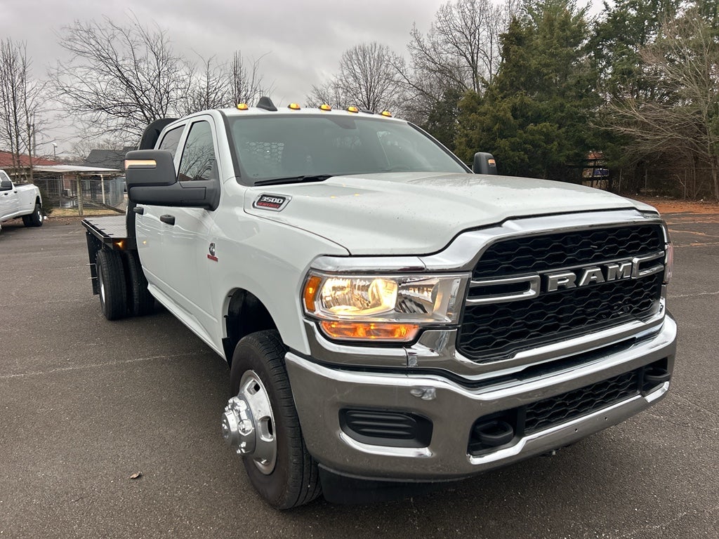 2024 RAM 3500 Chassis Tradesman/SLT/Laramie/Limited