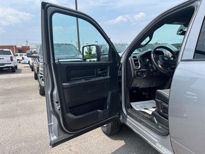 2024 RAM Ram 3500 Chassis Cab RAM 3500 TRADESMAN CREW CAB CHASSIS 4X4 60' CA