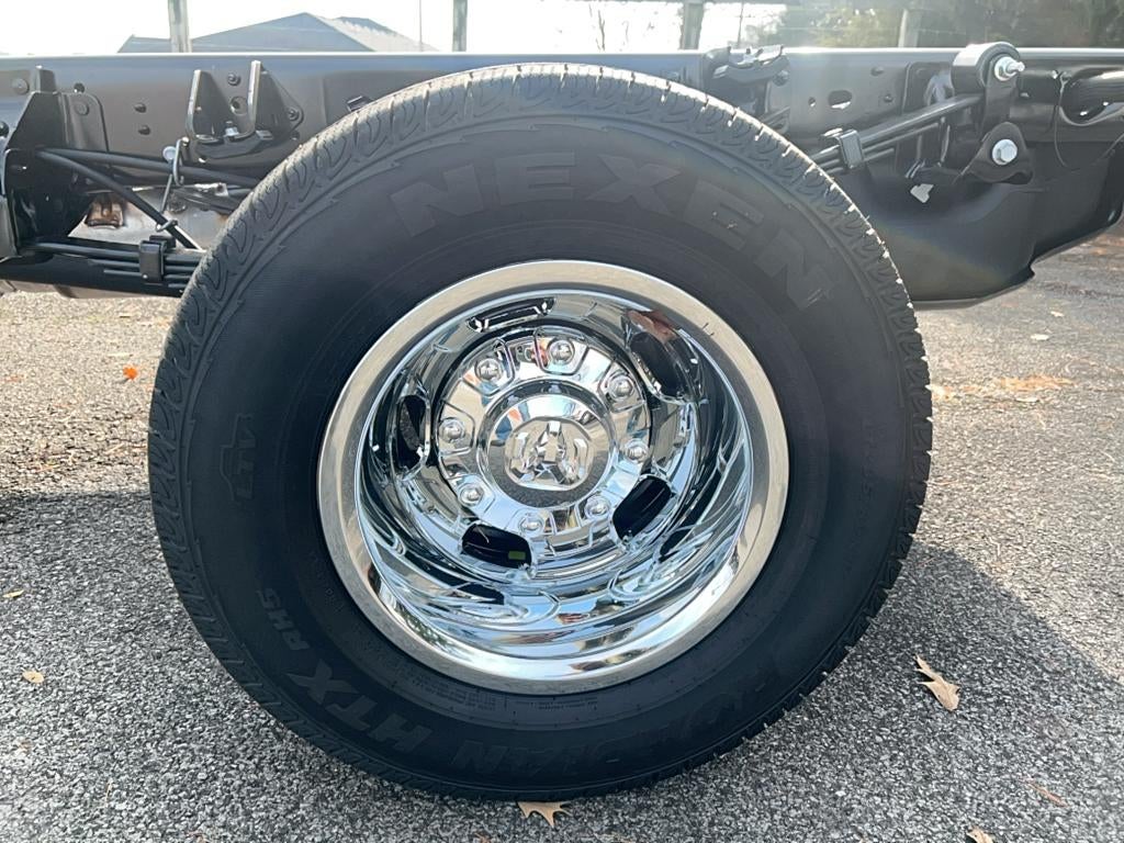 2024 RAM Ram 3500 Chassis Cab RAM 3500 TRADESMAN CREW CAB CHASSIS 4X4 60' CA