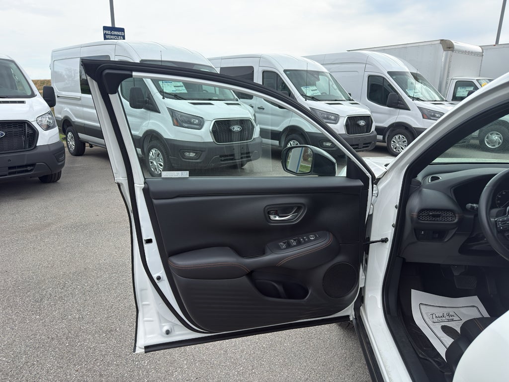 2024 Honda HR-V 2WD Sport