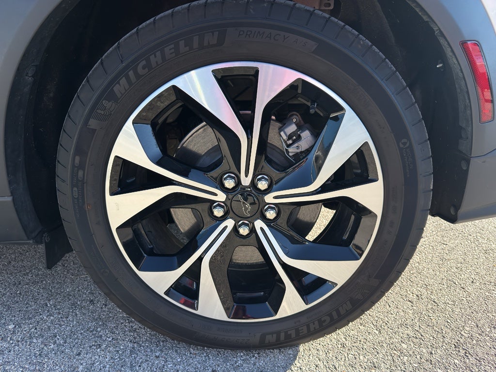 2025 Ford Mustang Mach-E Select