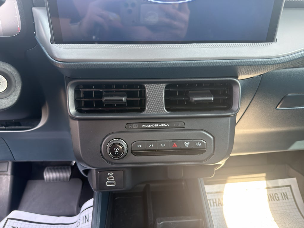 2025 Ford Maverick XL