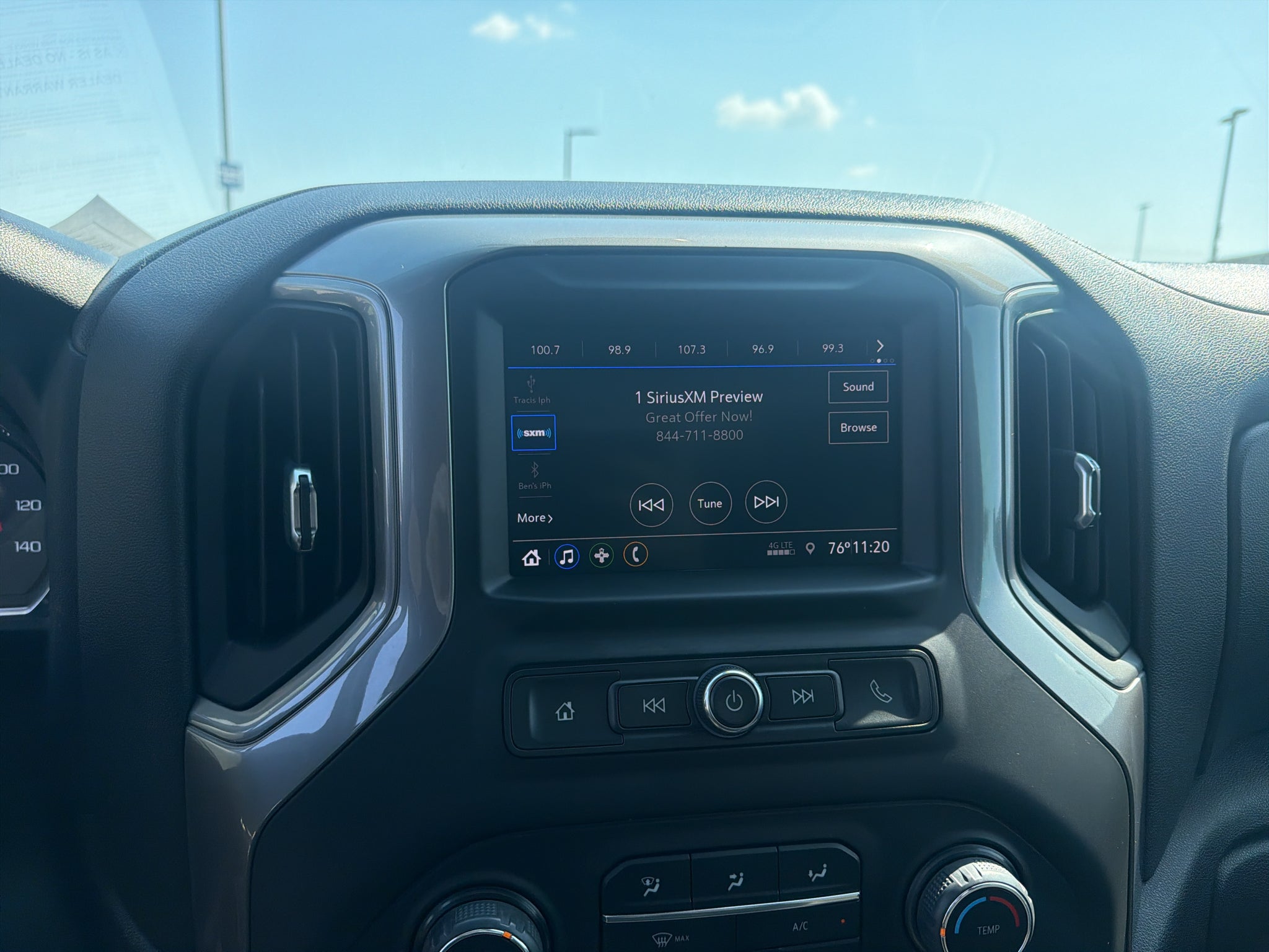 2022 Chevrolet Silverado Custom