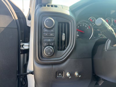 2022 Chevrolet Silverado Custom