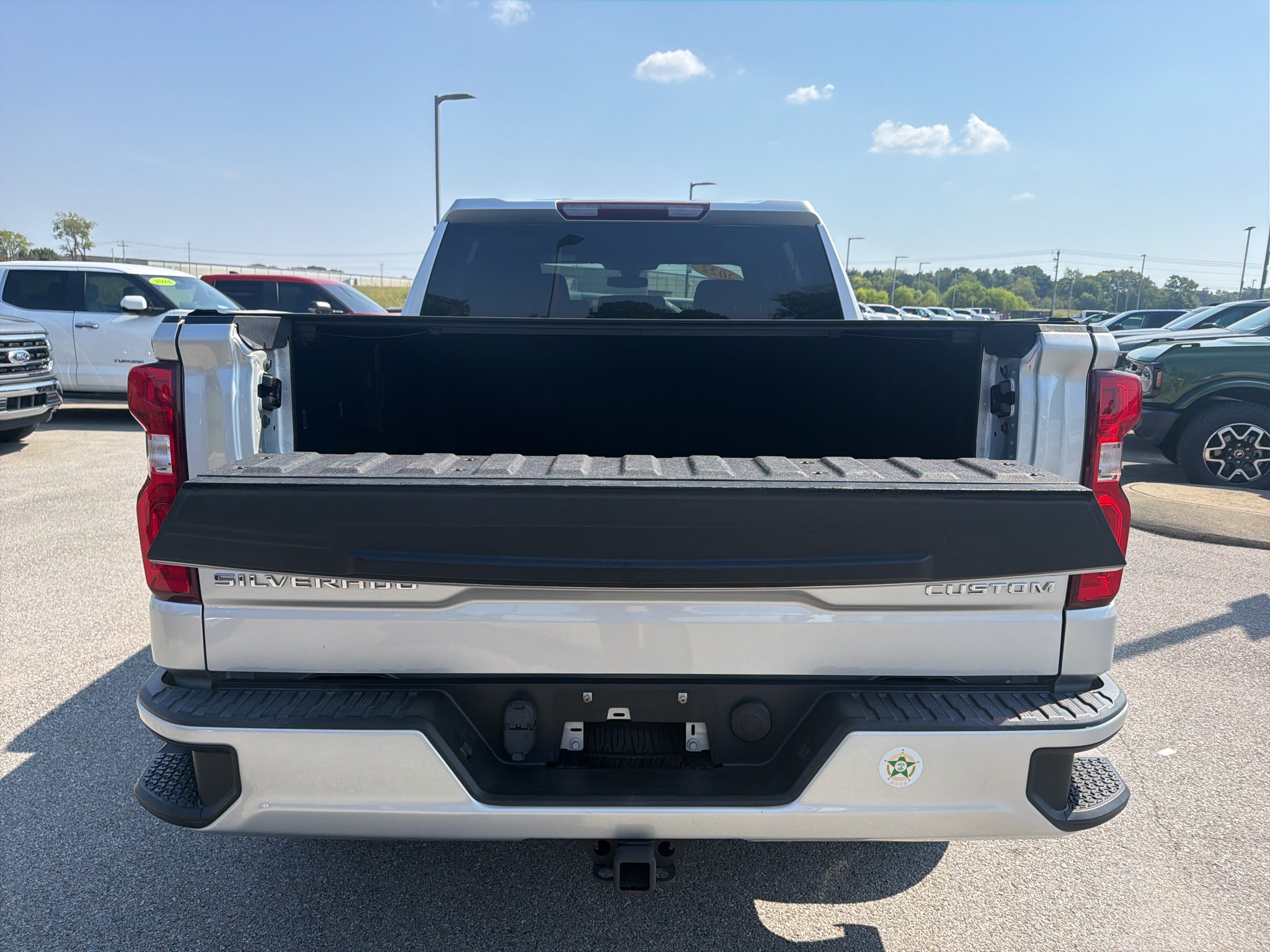 2022 Chevrolet Silverado Custom