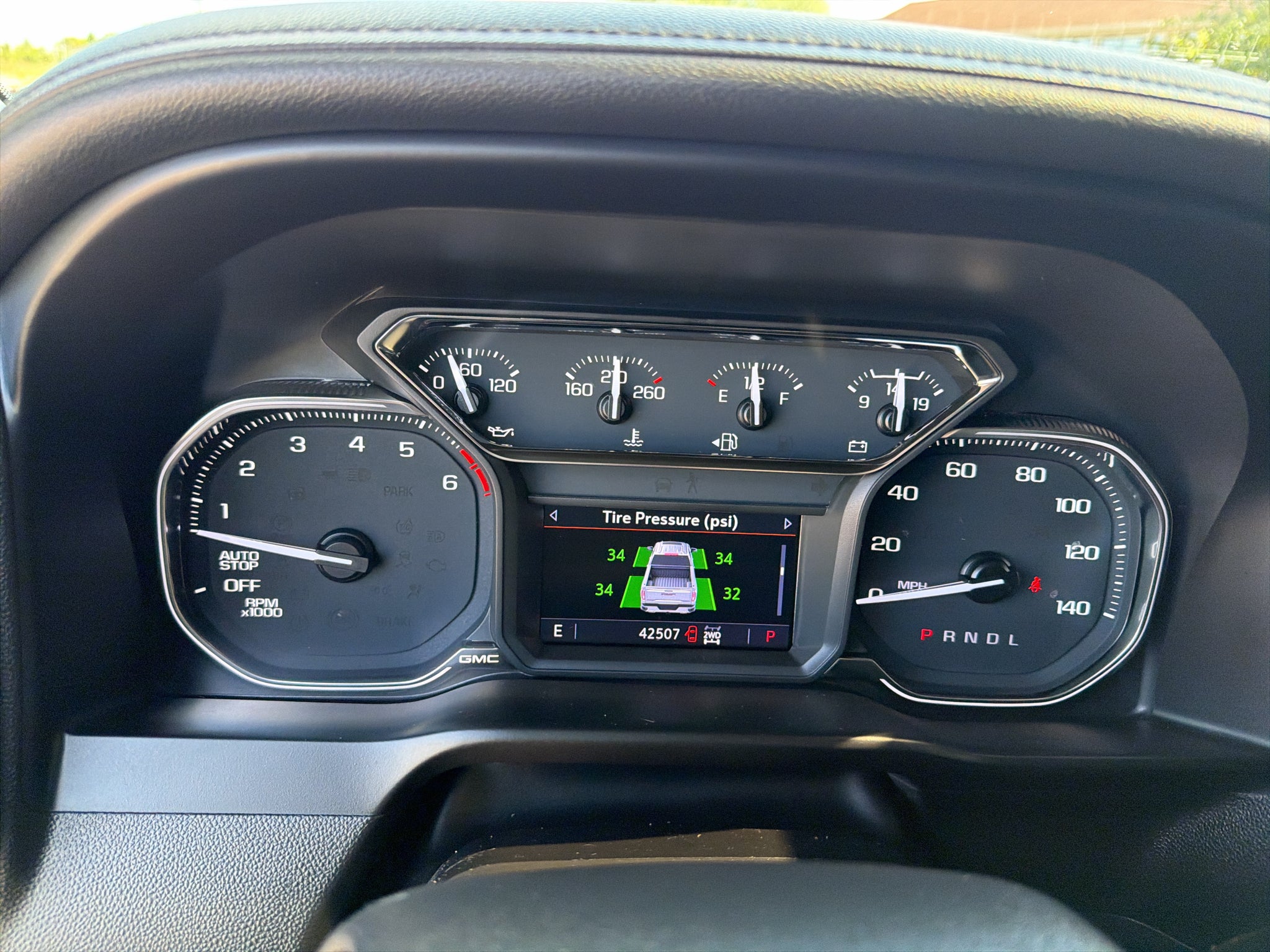 2021 GMC Sierra AT4