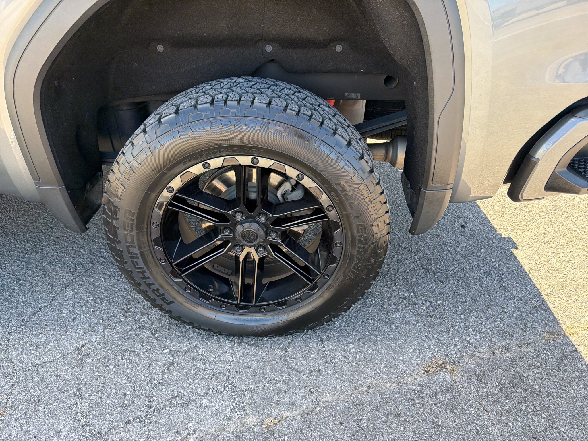 2021 GMC Sierra AT4