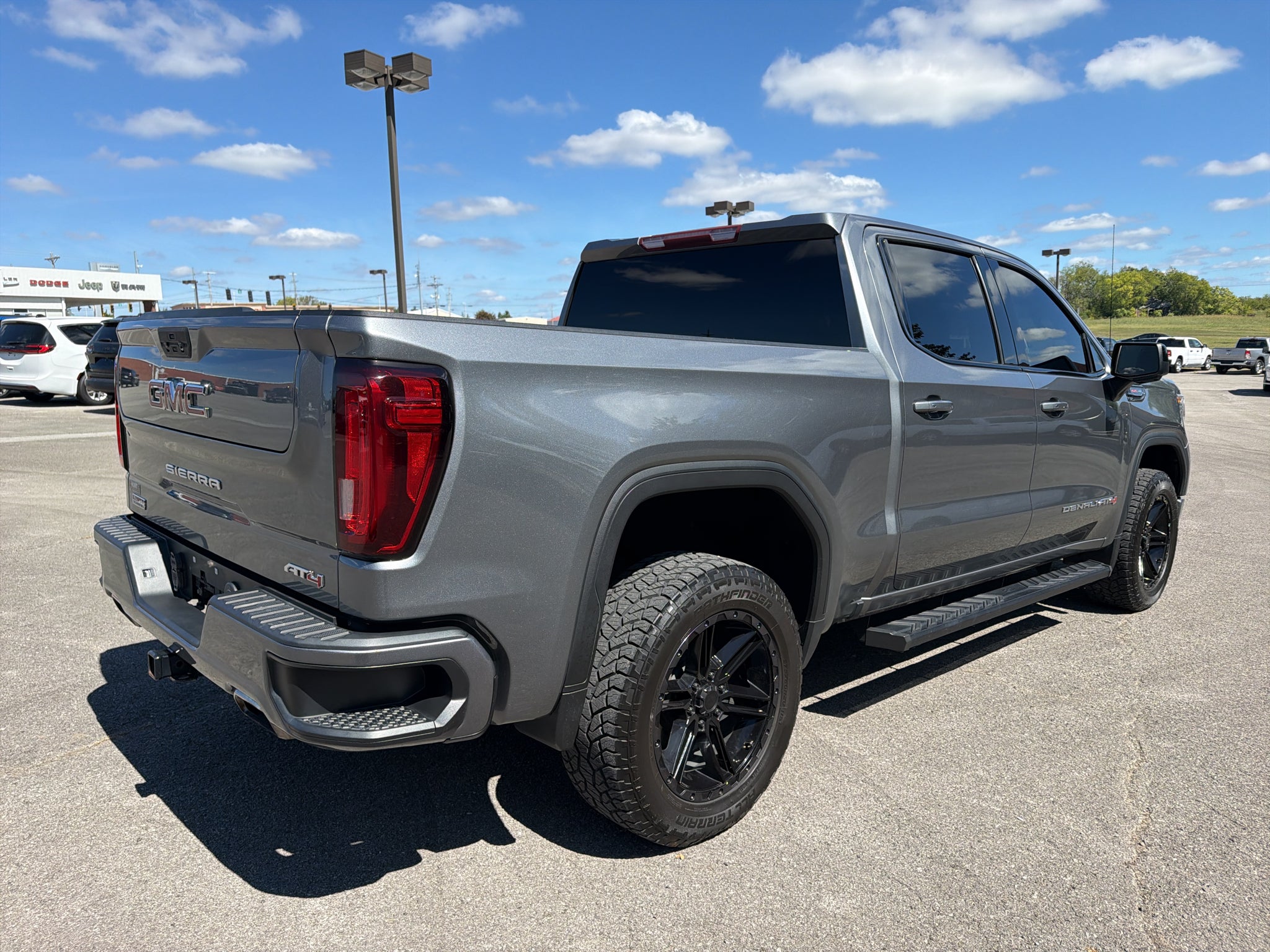 2021 GMC Sierra AT4