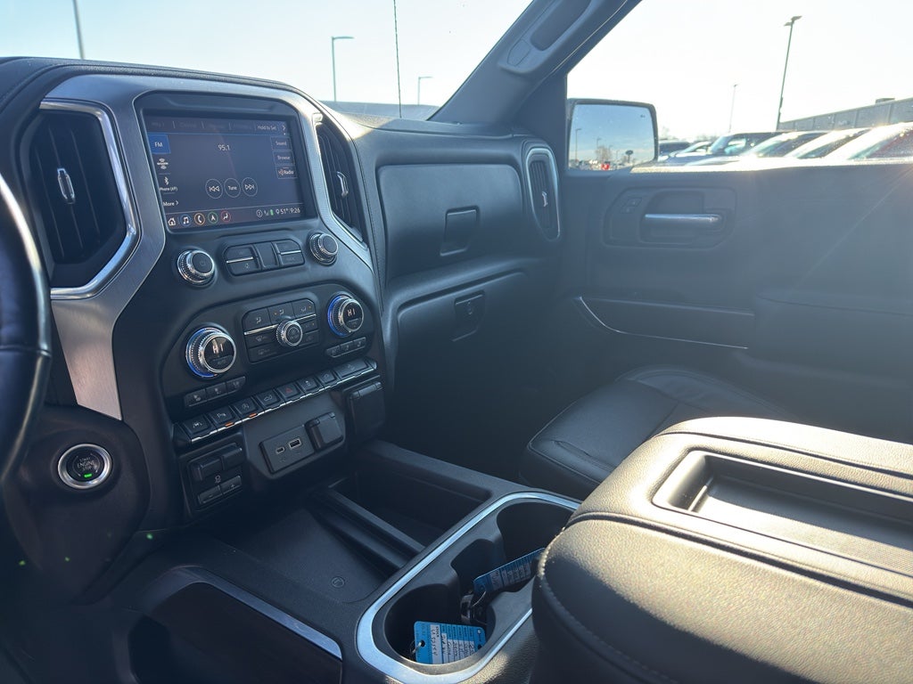 2020 GMC Sierra 1500 4WD Crew Cab Short Box SLT