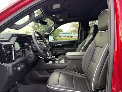 2023 GMC Sierra 1500 4WD Crew Cab Short Box AT4X