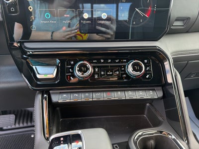 2023 GMC Sierra 1500 4WD Crew Cab Short Box AT4X