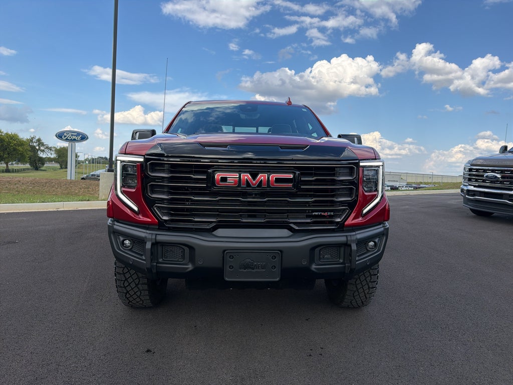 2023 GMC Sierra 1500 4WD Crew Cab Short Box AT4X