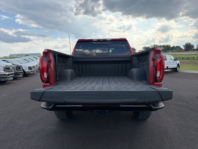 2023 GMC Sierra 1500 4WD Crew Cab Short Box AT4X