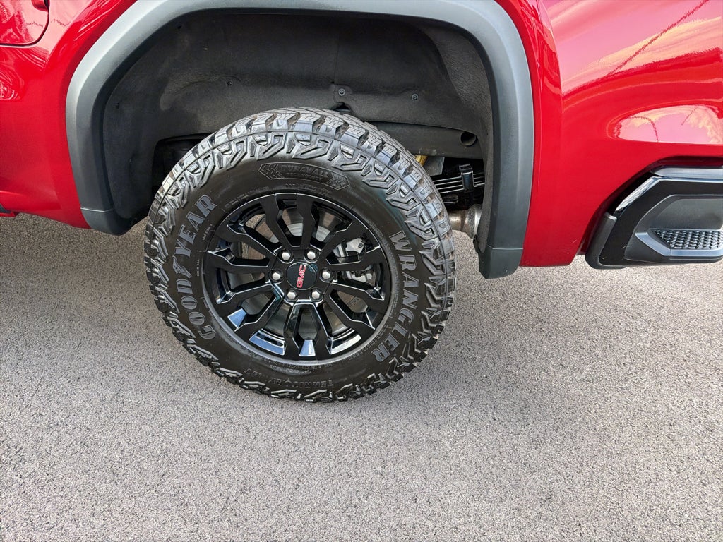 2023 GMC Sierra 1500 4WD Crew Cab Short Box AT4X