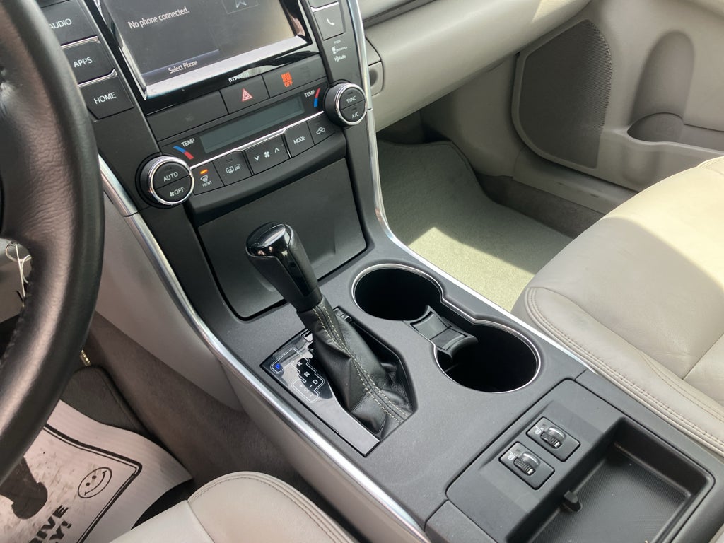 2016 Toyota Camry XLE
