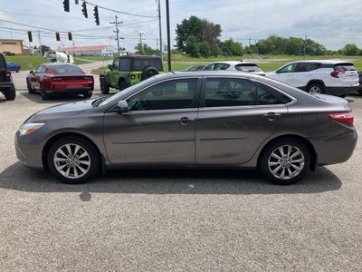 2016 Toyota Camry XLE