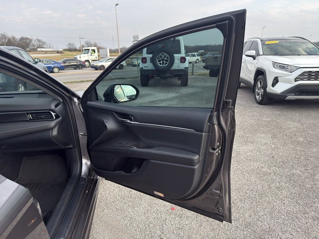 2021 Toyota Camry XSE