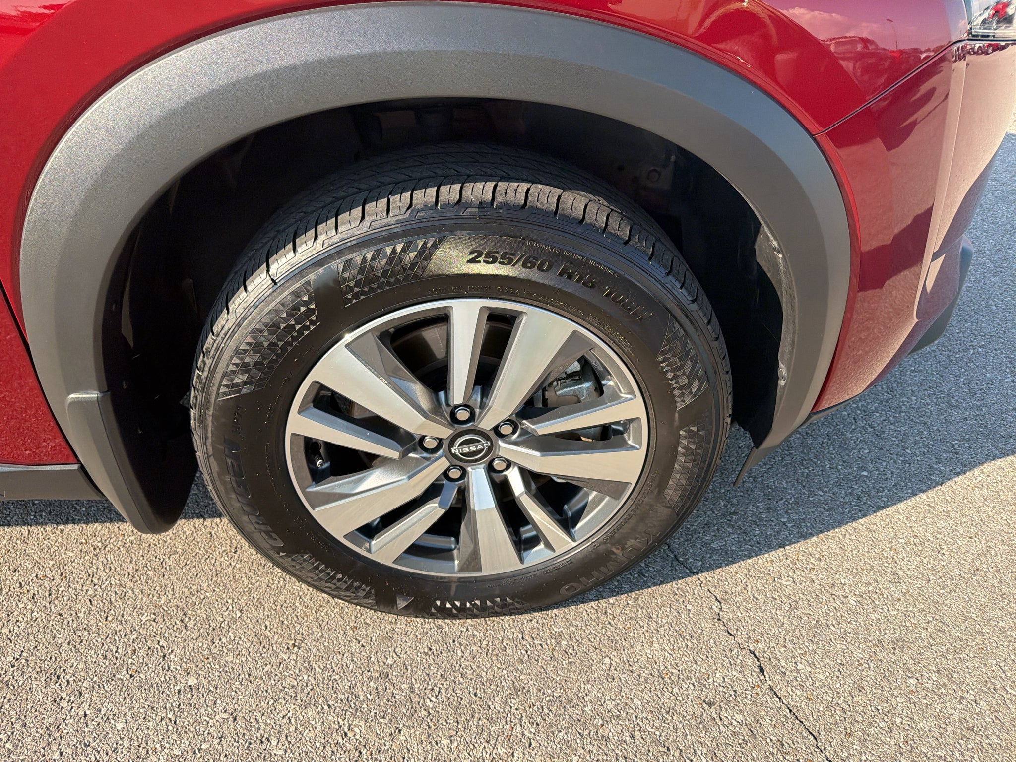 2024 Nissan Pathfinder SL