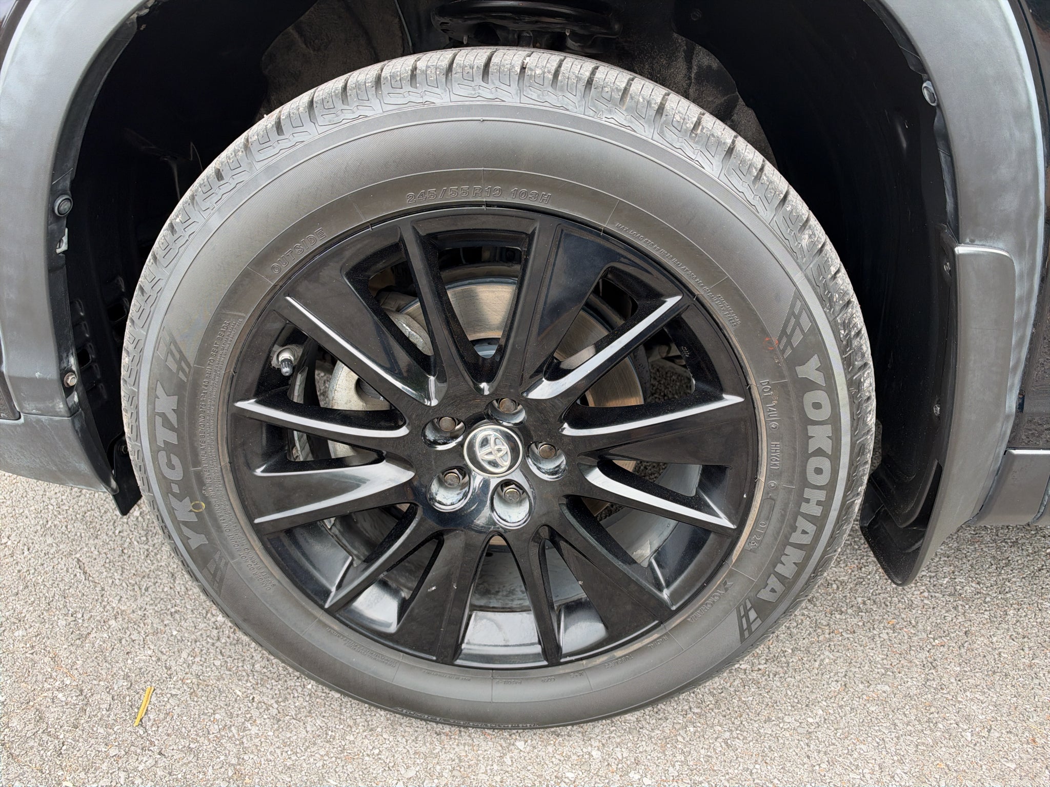 2019 Toyota Highlander SE