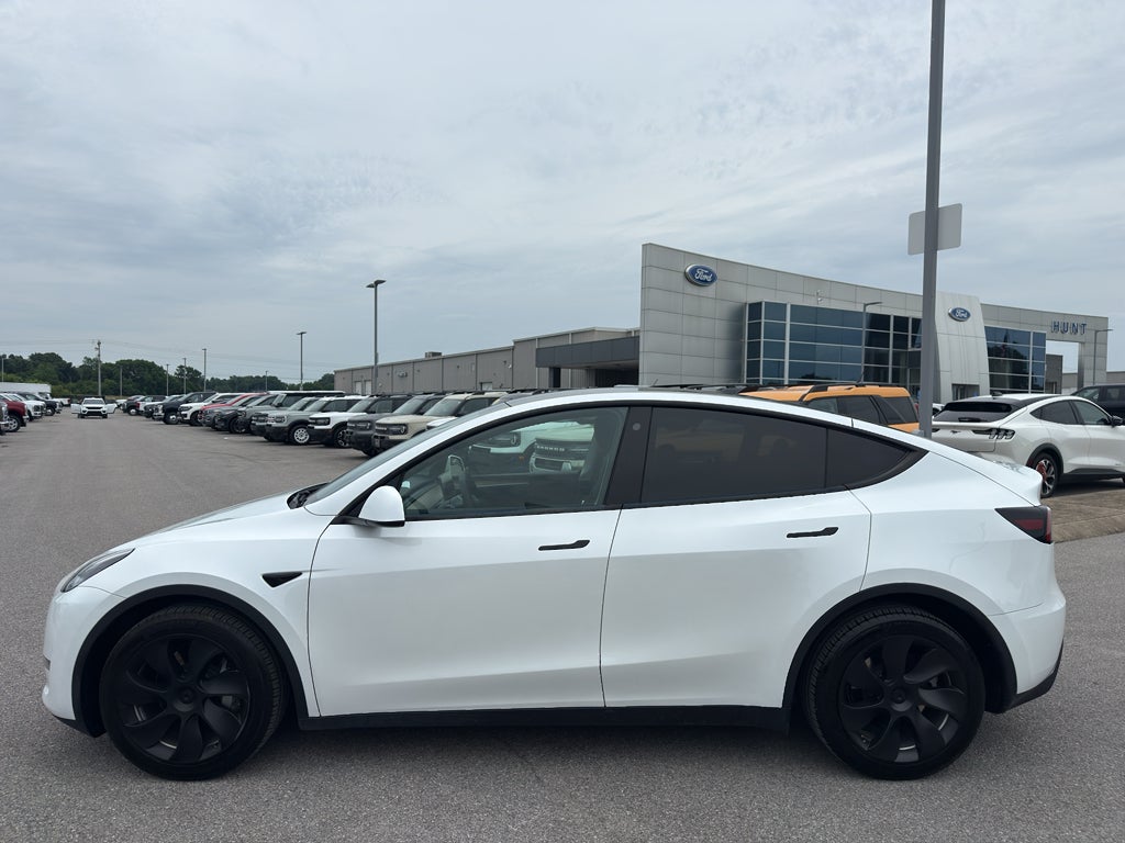 2023 Tesla Model Y Long Range Dual Motor All-Wheel Drive