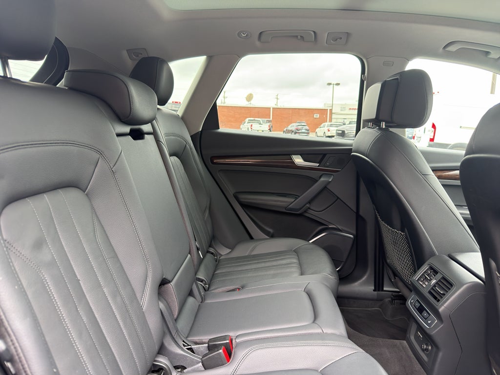 2020 Audi Q5 Premium Plus 45 TFSI quattro S tronic