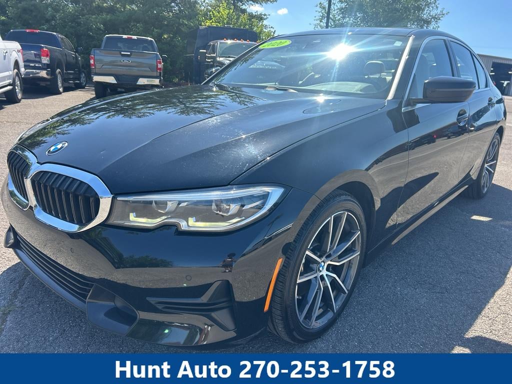 2020 BMW 3 Series 330i Sedan's photo