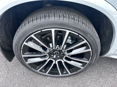 2026 Volvo XC90 Ultra Dark Theme, B6 AWD Gas (mild hybrid), Gasoline, 6 Seats