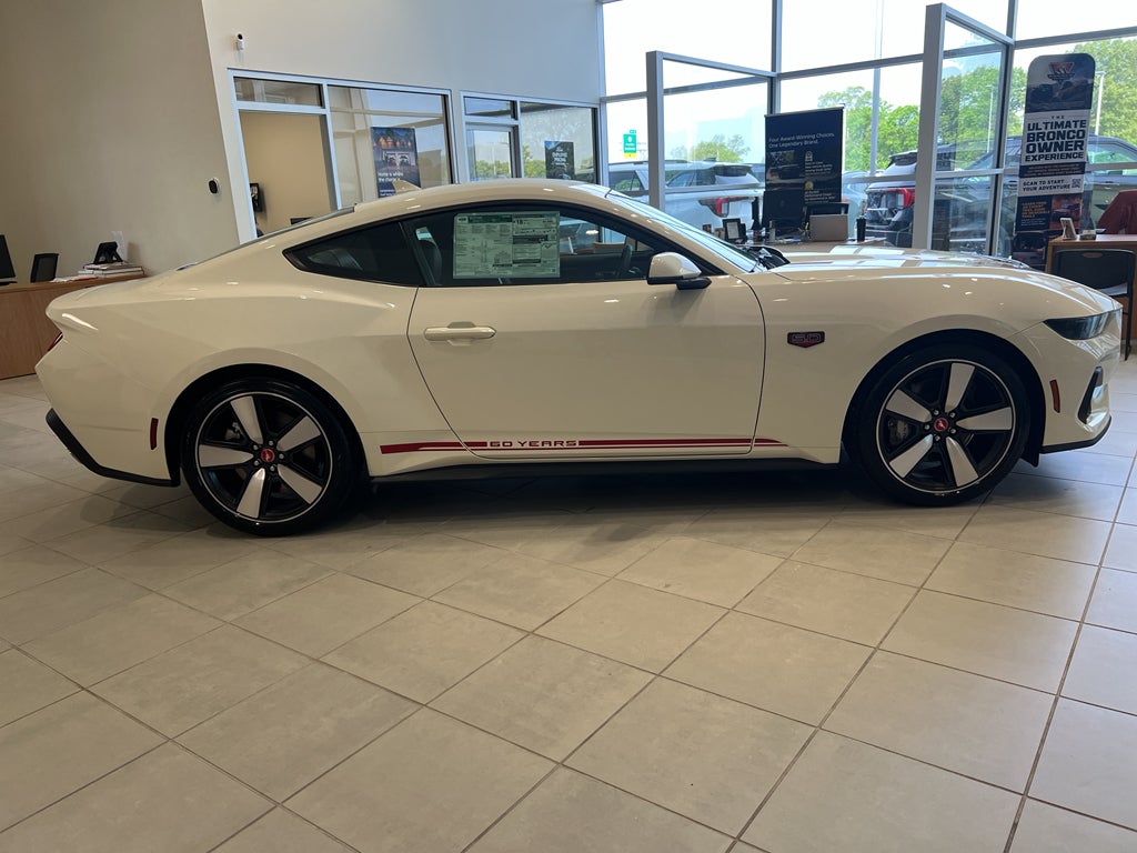 2025 Ford Mustang GT Premium Fastback