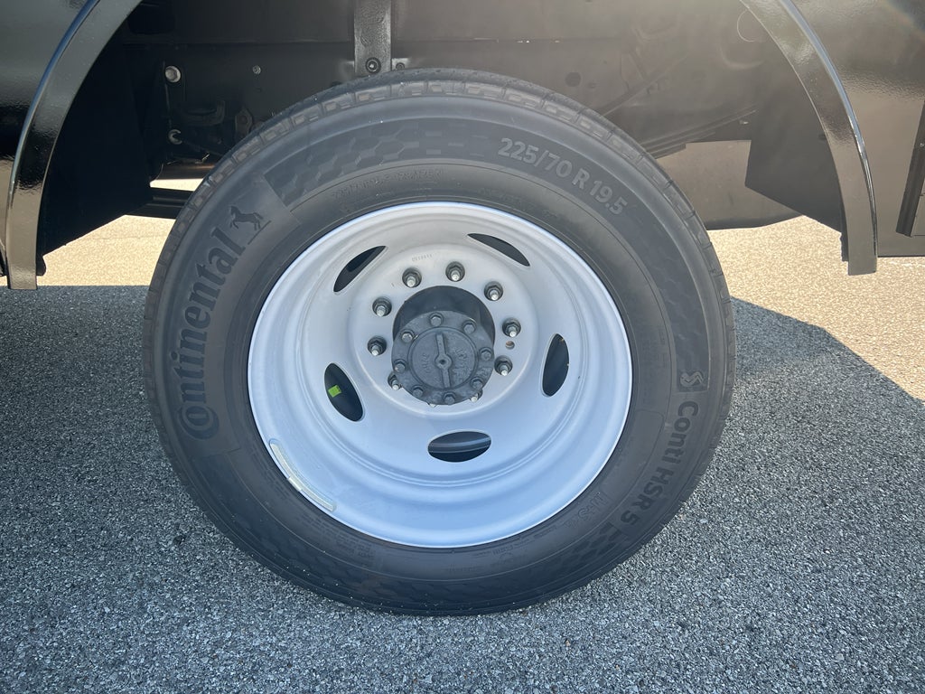 2025 Ford F-450 F-450® XL