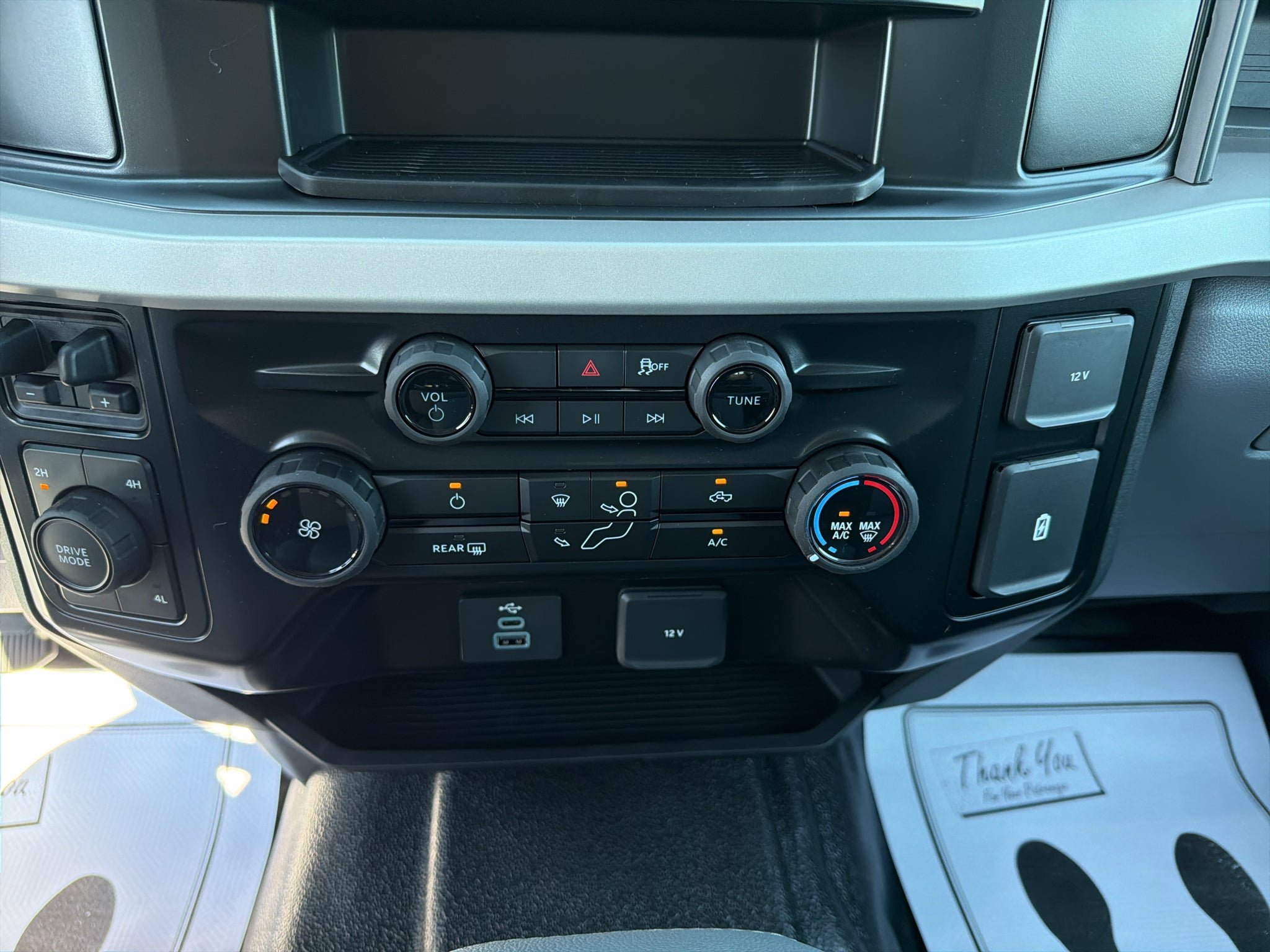 2027 Ford F-550 F-550® XL