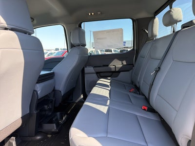 2027 Ford F-550 F-550® XL