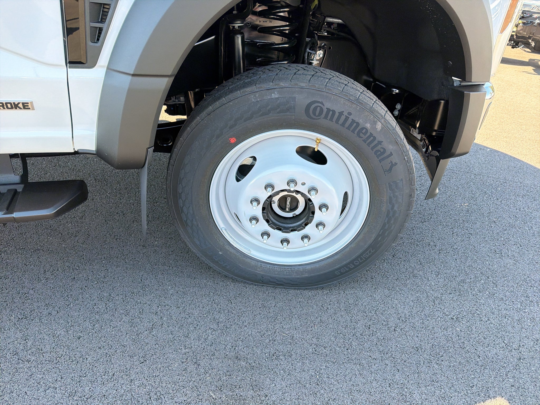 2027 Ford F-550 F-550® XL