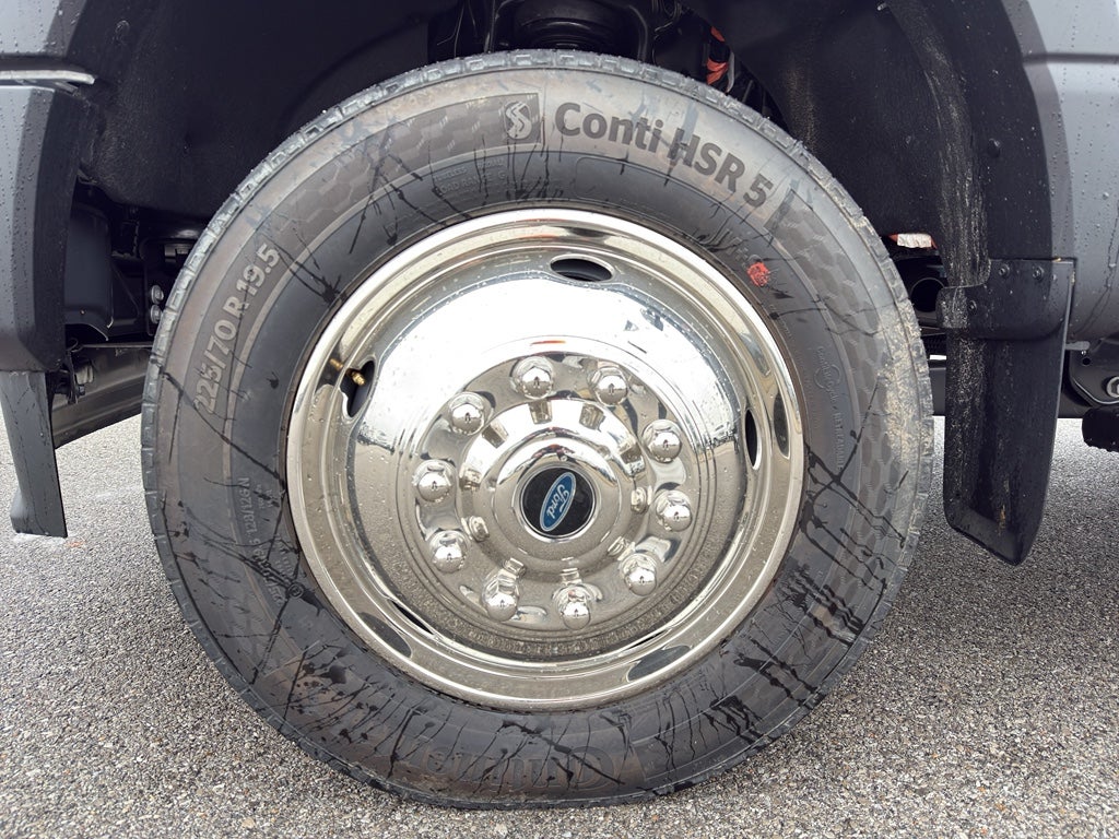 2026 Ford F-550 F-550® XL